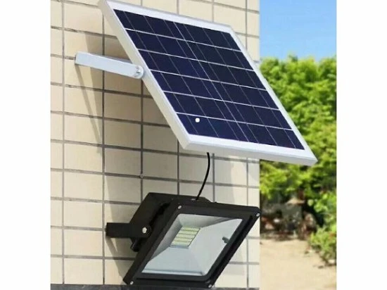 Luz LED cuadrada solar integrada