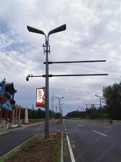 Poste de luz exterior negro