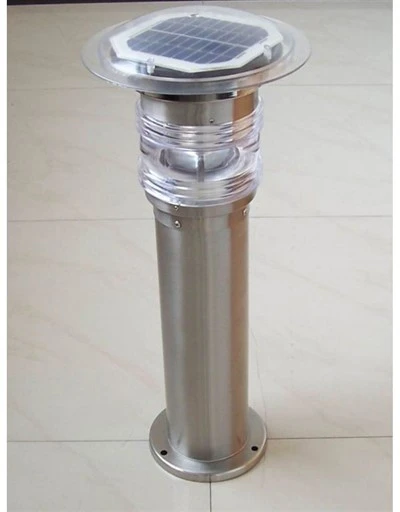 Luz LED solar montada en superficie