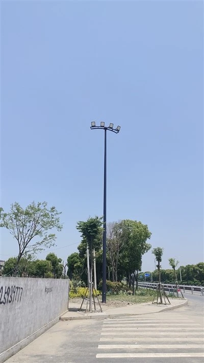 Lámpara de carretera cuadrada de aleación de aluminio para ciudad