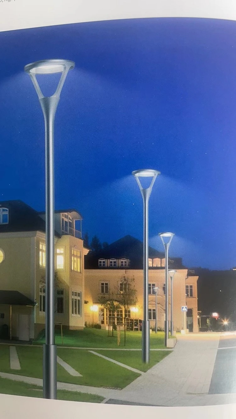 Luz de jardín de aluminio blanco cálido
